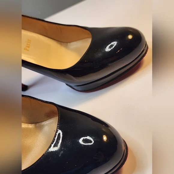 CHRISTIAN LOUBOUTIN Size 7 Black Heels Pumps Shoes 37 1/2 - Picture 9 of 10